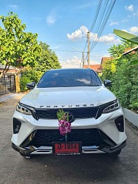 www.Taxilapin.com/ เรียกแท็กซี่ All New Fortuner เมืองพัทยาเบอร์โทรแท็กซี่ 0846595930